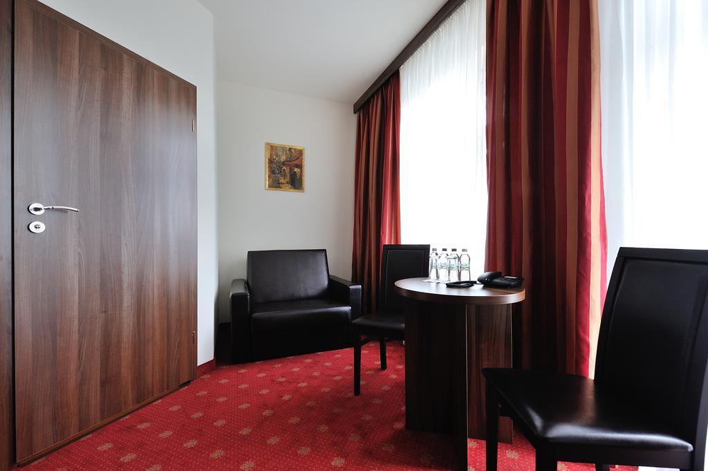 Hotel Centrum Sosnowiec Værelse billede