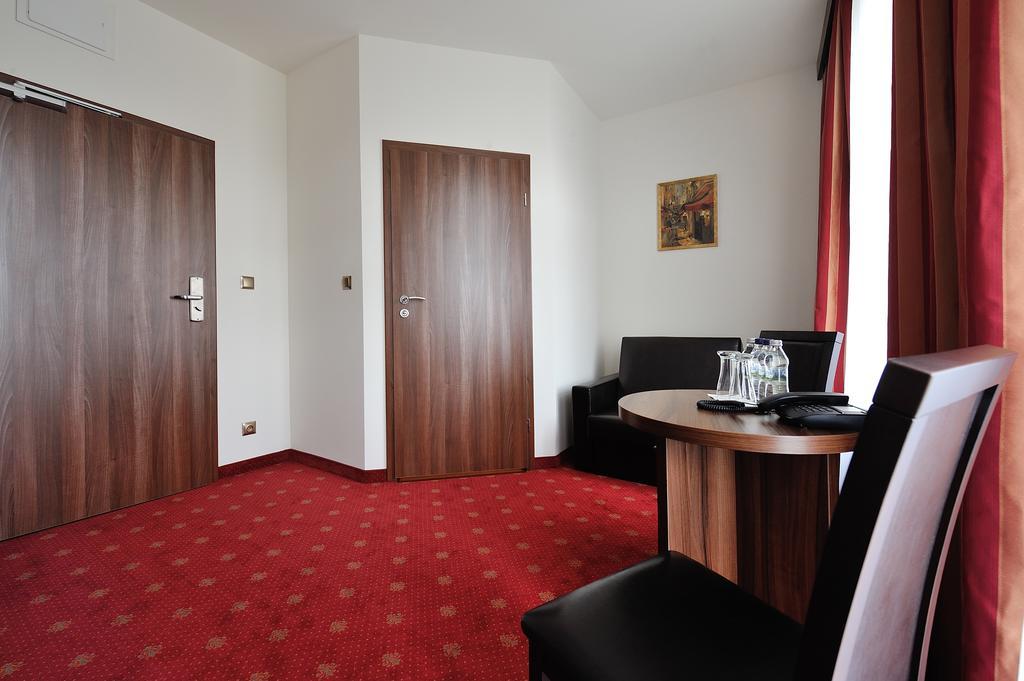 Hotel Centrum Sosnowiec Værelse billede