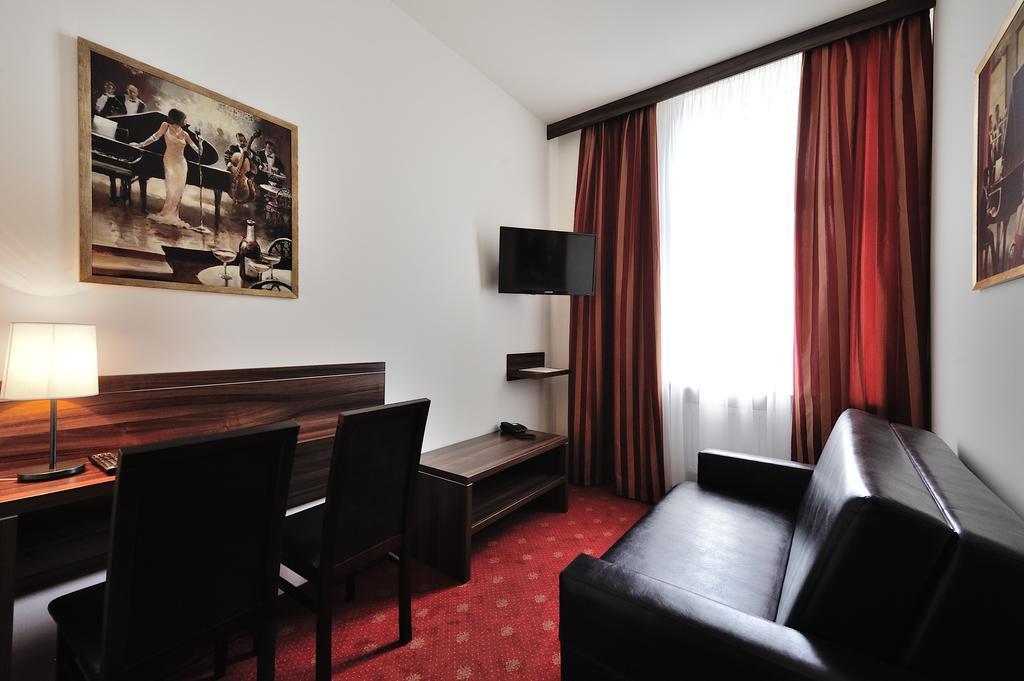 Hotel Centrum Sosnowiec Værelse billede